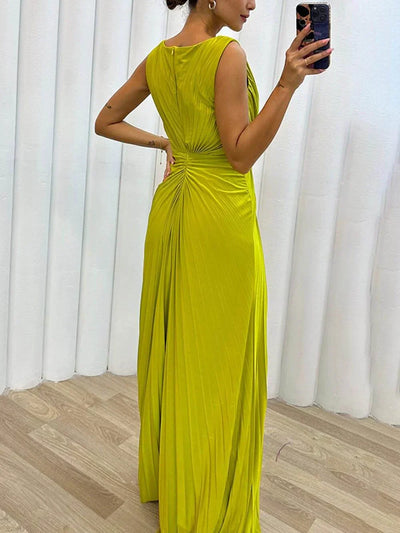 Alma – Elegant Draped Dress