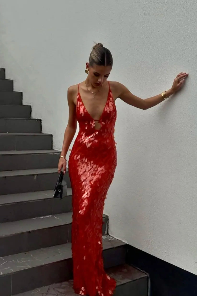 Nina – Classic Draped Dress