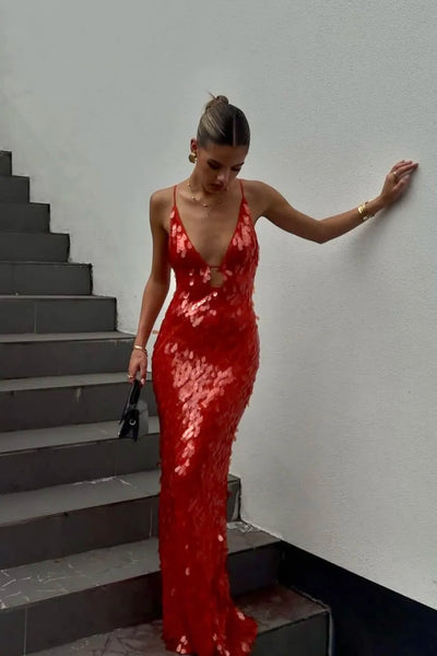 Nina – Classic Draped Dress