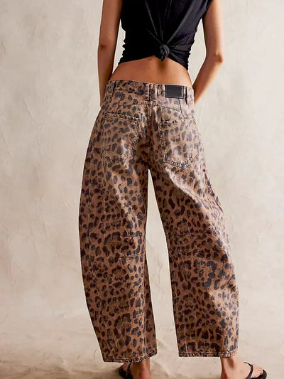 Isla – Easygoing Leopard Print Trousers
