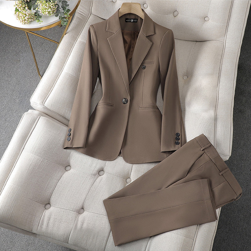 Evelyn - Chic Blazer Ensemble