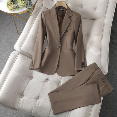 Evelyn - Chic Blazer Ensemble