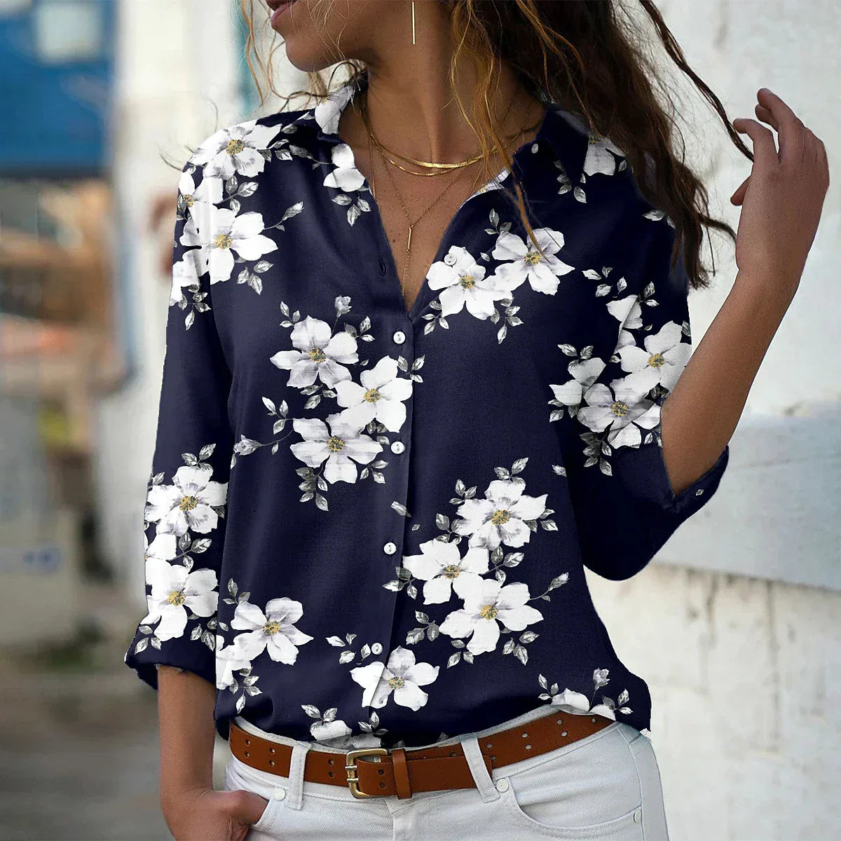 Isla – Lightweight Silhouette Top