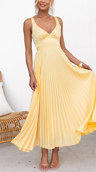 Mara – Enchanting Ruffle Dress