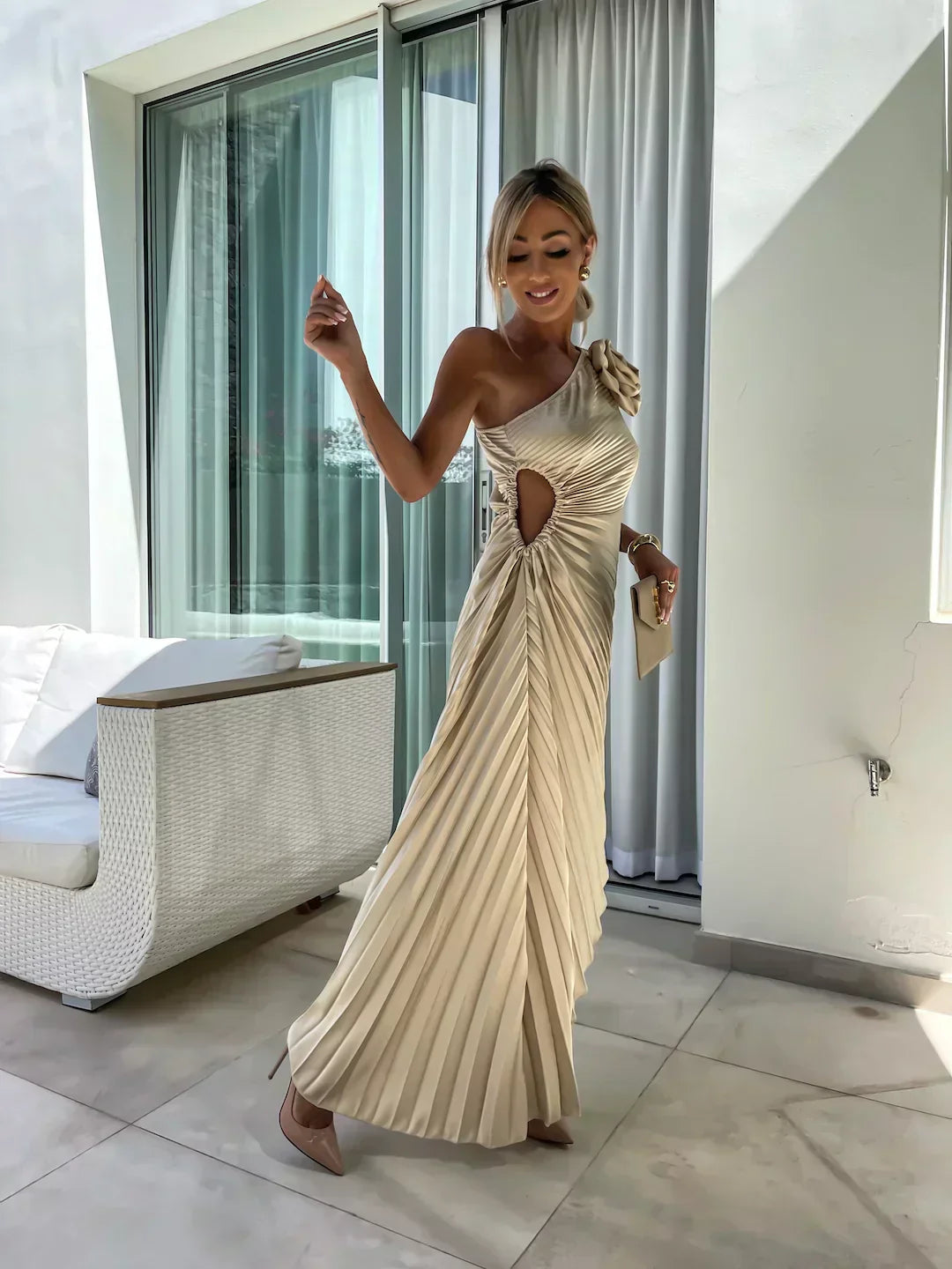 Vivian – Elegant Soft Dress for Women