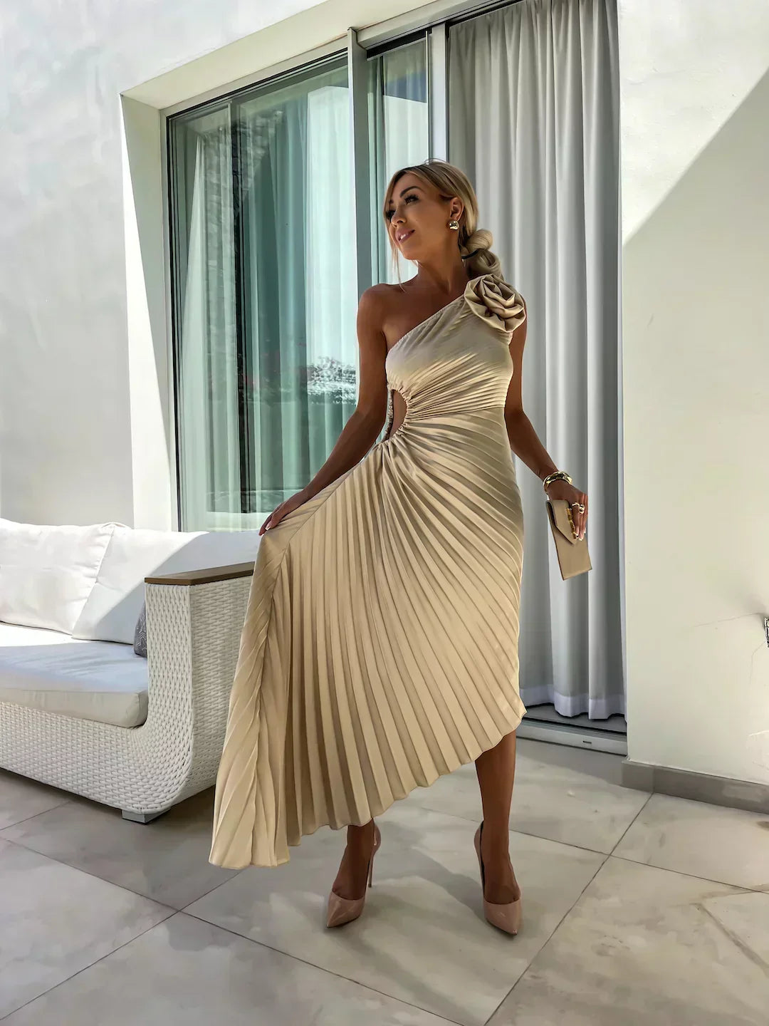 Vivian – Elegant Soft Dress for Women